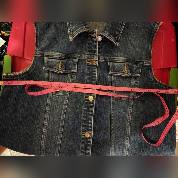 Old Navy Denim Button Up Vest Size M - Picture 5 of 9